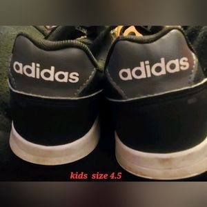 Adidas Kids sneakers like new